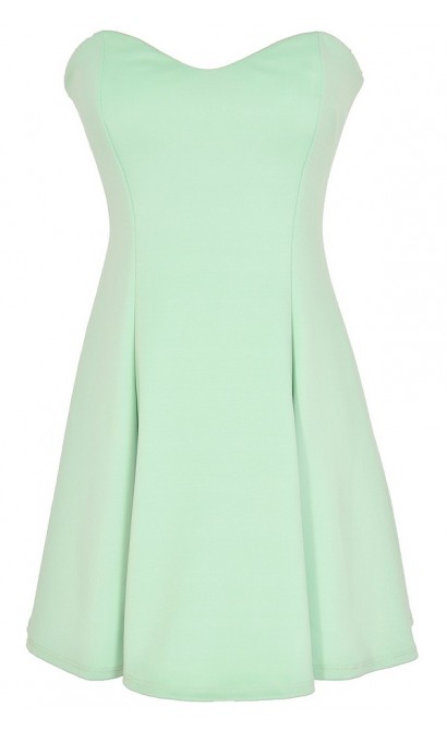 Sweetheart Strapless Skater Dress in Green